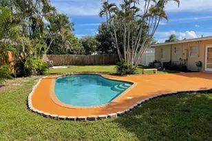 1809 NW 13th Ct, Fort Lauderdale, FL 33311 - Photo 2