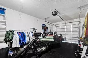 895 SW 180th Terrace, Pembroke Pines, FL 33029 - Photo 34