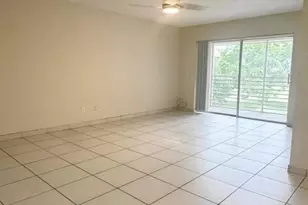 2491 SW 82, Davie, FL 33317 - Photo 8