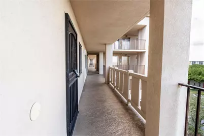 2206 S Cypress Bend Drive #803, Pompano Beach, FL 33069 - Photo 30