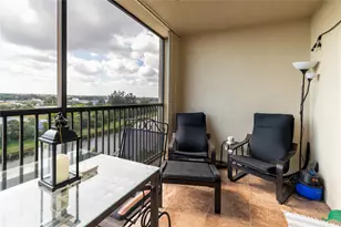 2206 S Cypress Bend Dr, Pompano Beach, FL 33069 - Photo 20