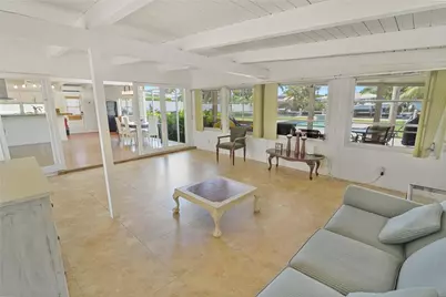 7 Sunset Lane, Pompano Beach, FL 33062 - Photo 2