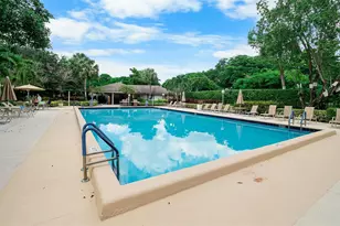 535 Oaks Dr, Pompano Beach, FL 33069 - Photo 30