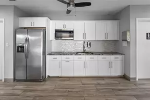 535 Oaks Dr, Pompano Beach, FL 33069 - Photo 34