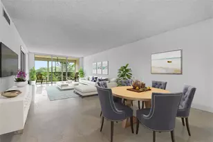 535 Oaks Dr, Pompano Beach, FL 33069 - Photo 2