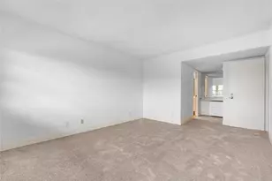 535 Oaks Dr, Pompano Beach, FL 33069 - Photo 12