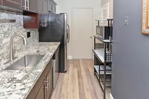 298 SW 6th St, Boca Raton, FL 33432 - Photo 14