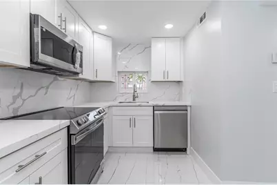 361 S Hollybrook Drive #105, Hollywood, FL 33025 - Photo 10