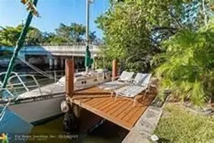 301 Isle of Capri Dr, Fort Lauderdale, FL 33301 - Photo 2