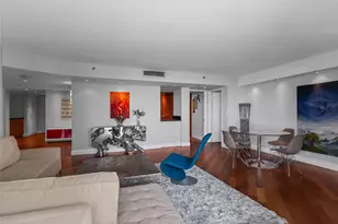 1717 N Bayshore Dr, Miami, FL 33132 - Photo 22