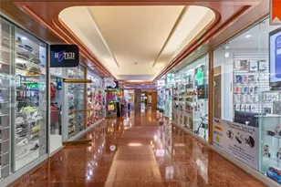 1717 N Bayshore Dr, Miami, FL 33132 - Photo 48