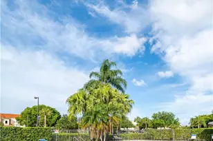 3350 Pinewalk Dr Unit, Pompano Beach, FL 33063 - Photo 8