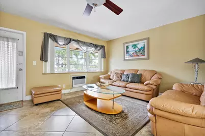 500 Layne Boulevard #18, Hallandale Beach, FL 33009 - Photo 1