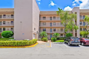 2748 NW 104th Ave, Sunrise, FL 33322 - Photo 2