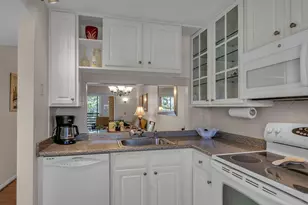 2748 NW 104th Ave, Sunrise, FL 33322 - Photo 12