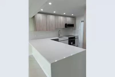 3150 N Course Lane #610, Pompano Beach, FL 33069 - Photo 6