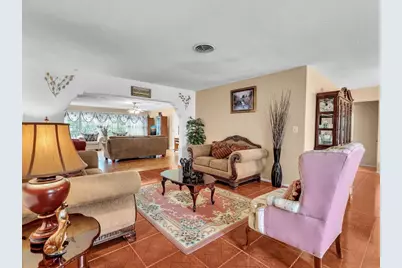 4220 NW 49th Avenue, Tamarac, FL 33319 - Photo 6