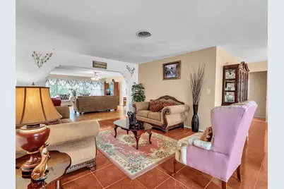 4220 NW 49th Avenue, Lauderdale Lakes, FL 33319 - Photo 6