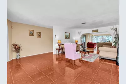 4220 NW 49th Avenue, Tamarac, FL 33319 - Photo 4