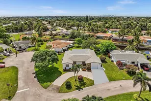 4220 NW 49th Ave, Lauderdale Lakes, FL 33319 - Photo 2