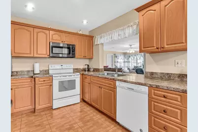 4220 NW 49th Avenue, Tamarac, FL 33319 - Photo 36