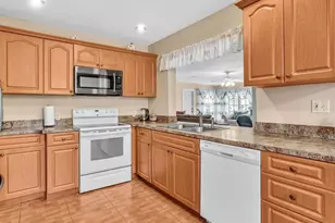 4220 NW 49th Ave, Lauderdale Lakes, FL 33319 - Photo 36