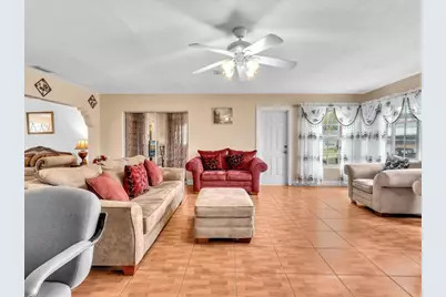 4220 NW 49th Avenue, Tamarac, FL 33319 - Photo 28