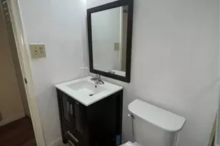 9141 Sunrise Lakes Blvd, Sunrise, FL 33322 - Photo 10