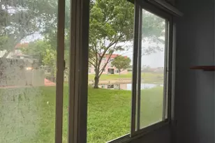 9141 Sunrise Lakes Blvd, Sunrise, FL 33322 - Photo 14