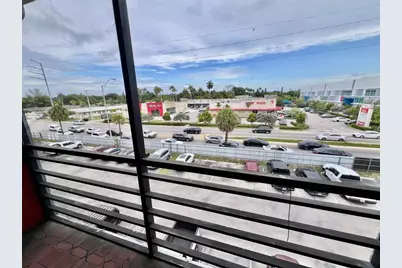 13500 NE 3rd Court #412, Miami, FL 33161 - Photo 18