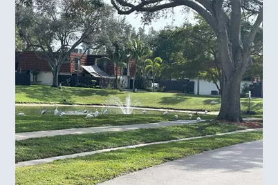 2095 White Pine Circle #A, Greenacres, FL 33415 - Photo 14