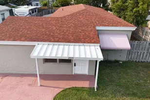 2071 NE 180th St, North Miami Beach, FL 33162 - Photo 36