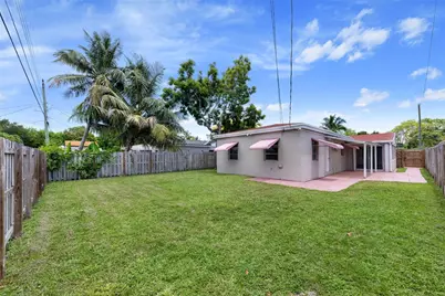 2071 NE 180th Street, Miami, FL 33162 - Photo 4