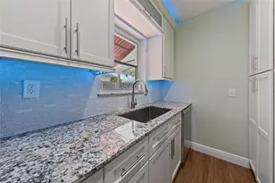2071 NE 180th St, North Miami Beach, FL 33162 - Photo 12