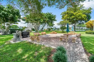 1084 Harwood F, Deerfield Beach, FL 33442 - Photo 20