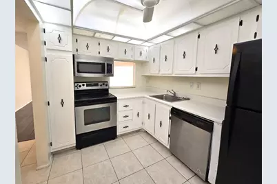 4334 NW 9th Avenue #9-3B, Pompano Beach, FL 33064 - Photo 2