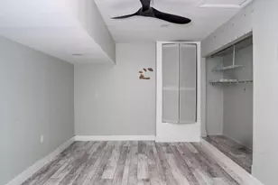 5449 NW 56th Ct, Tamarac, FL 33319 - Photo 14