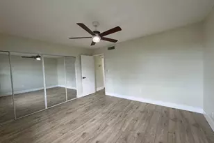 809 W Oakland Park Blvd, Oakland Park, FL 33311 - Photo 2