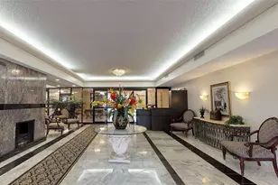 800 NE 195th St, Miami, FL 33179 - Photo 6