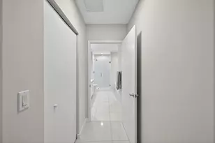 950 Brickell Bay Dr, Miami, FL 33131 - Photo 12