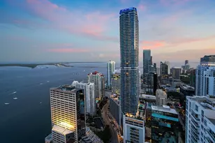 950 Brickell Bay Dr, Miami, FL 33131 - Photo 2