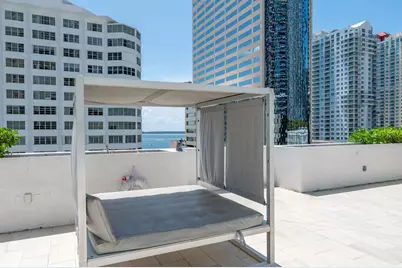 950 Brickell Bay Drive #5205, Miami, FL 33131 - Photo 32