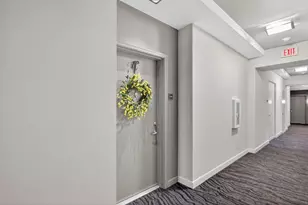 950 Brickell Bay Dr, Miami, FL 33131 - Photo 24