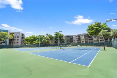 900 Colony Point Circle #511, Pembroke Pines, FL 33026 - Photo 34