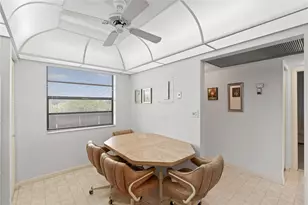 900 Colony Point Cir, Pembroke Pines, FL 33026 - Photo 12