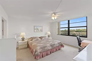 900 Colony Point Cir, Pembroke Pines, FL 33026 - Photo 16