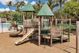 3460 Princeton Dr, Wellington, FL 33414 - Photo 36