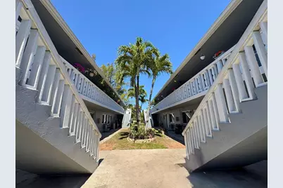 101-105 SE 26th Street, Fort Lauderdale, FL 33316 - Photo 2