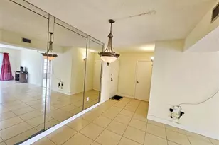 4172 Inverrary Dr, Lauderhill, FL 33319 - Photo 4