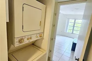 4172 Inverrary Dr, Lauderhill, FL 33319 - Photo 22